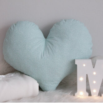 ΑΠΑΛΟ ΜΑΞΙΛΑΡΙ ΣΕ ΣΧΕΔΙΟ ΚΑΡΔΙΑ ΜΕΝΤΑ MΕ ΛΕΥΚΟ ΠΟΥΑ