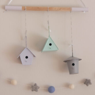 ΚΡΕΜΑΣΤΟ ΔΙΑΚΟΣΜΗΤΙΚΟ ΜΕ ΜΙΝΙ ΠΟΥΛΟΣΠΙΤΑ