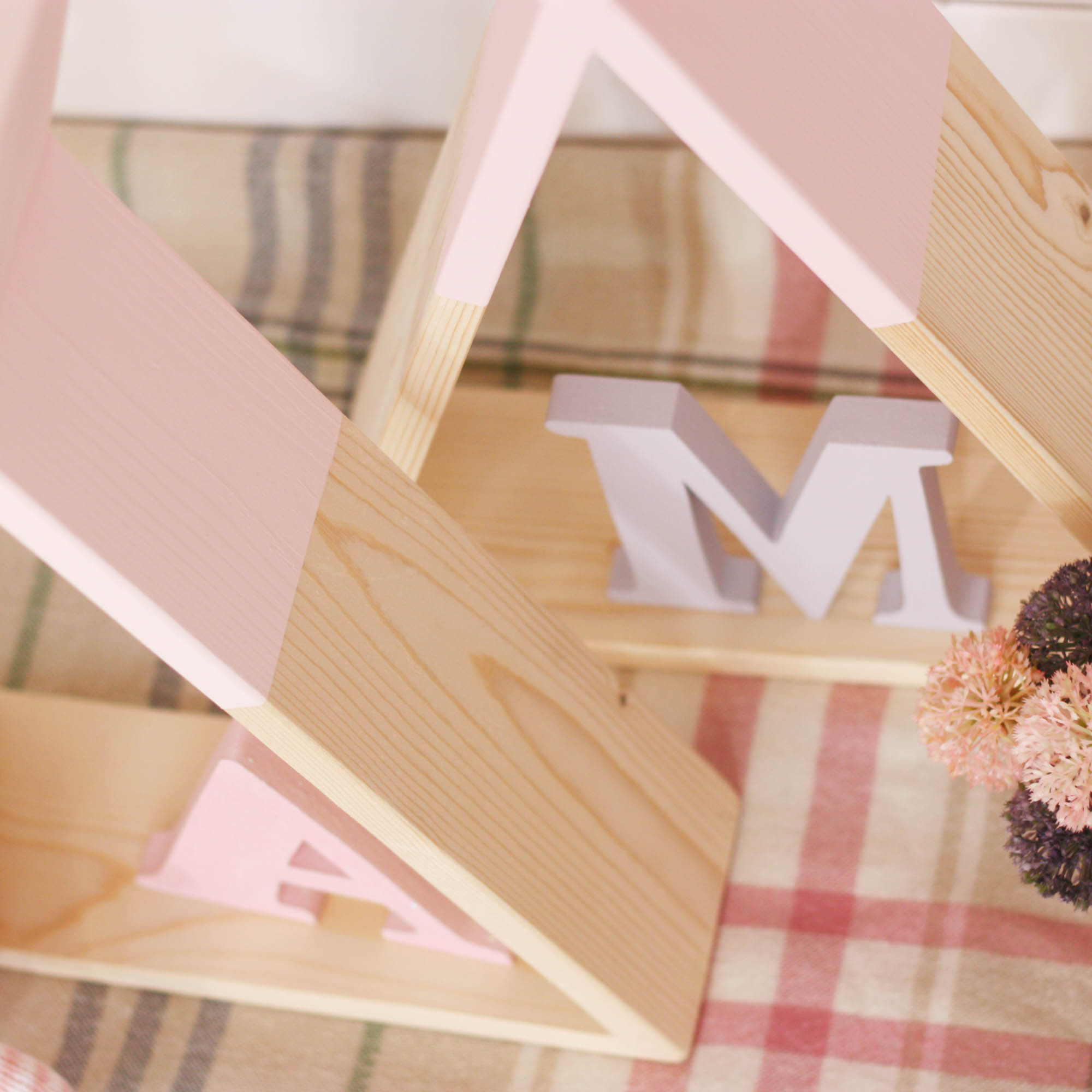 ΡΑΦΑΚΙ ΣΕ ΣΧΕΔΙΟ ΣΚΗΝΗ ΜΕ ΚΟΡΥΦΗ ΡΟΖ - Image 2