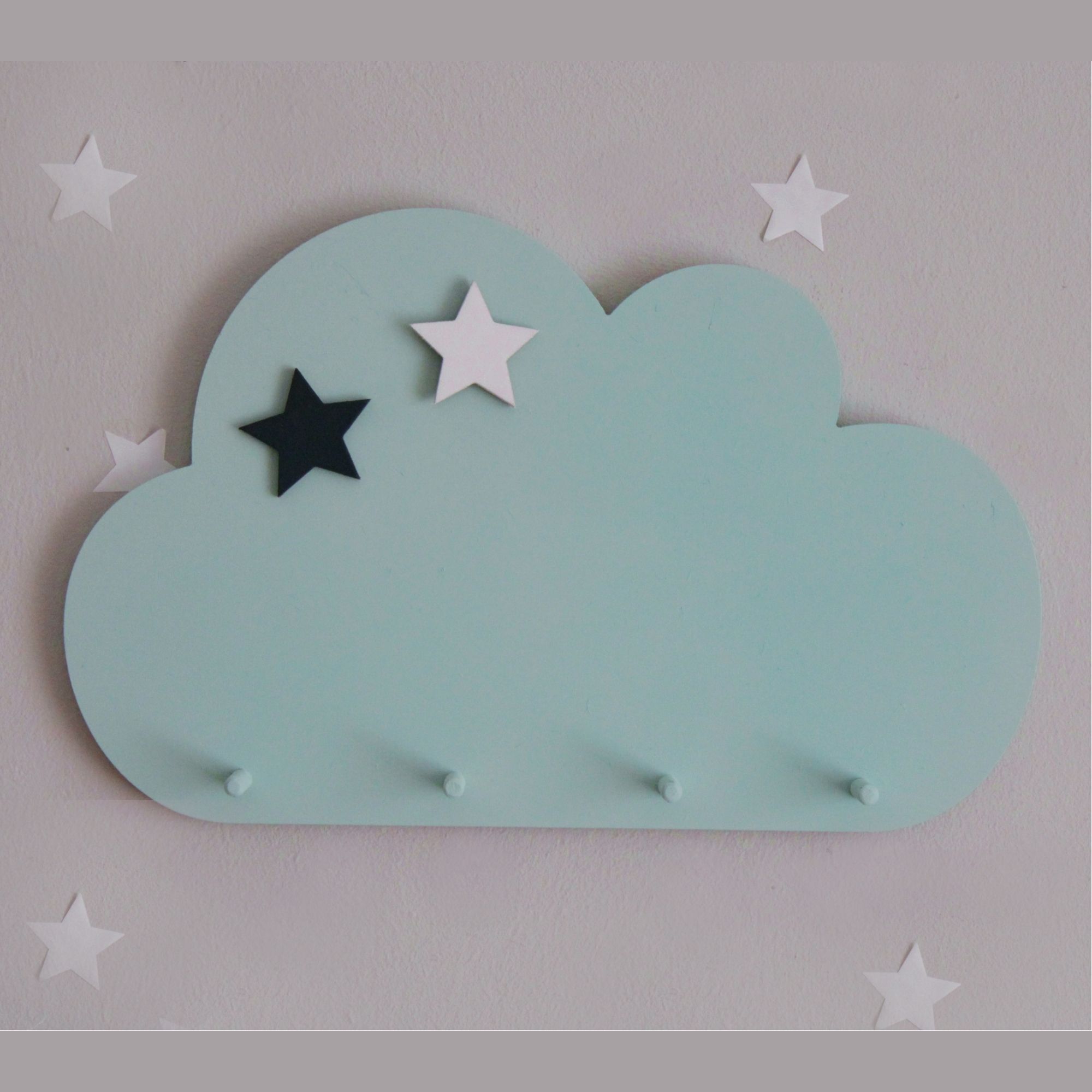 ΚΡΕΜΑΣΤΡΑ ΤΟΙΧΟΥ ΣΕ ΣΧΕΔΙΟ ΣΥΝΝΕΦΟ ΜΕ ΑΣΤΕΡΑΚΙΑ