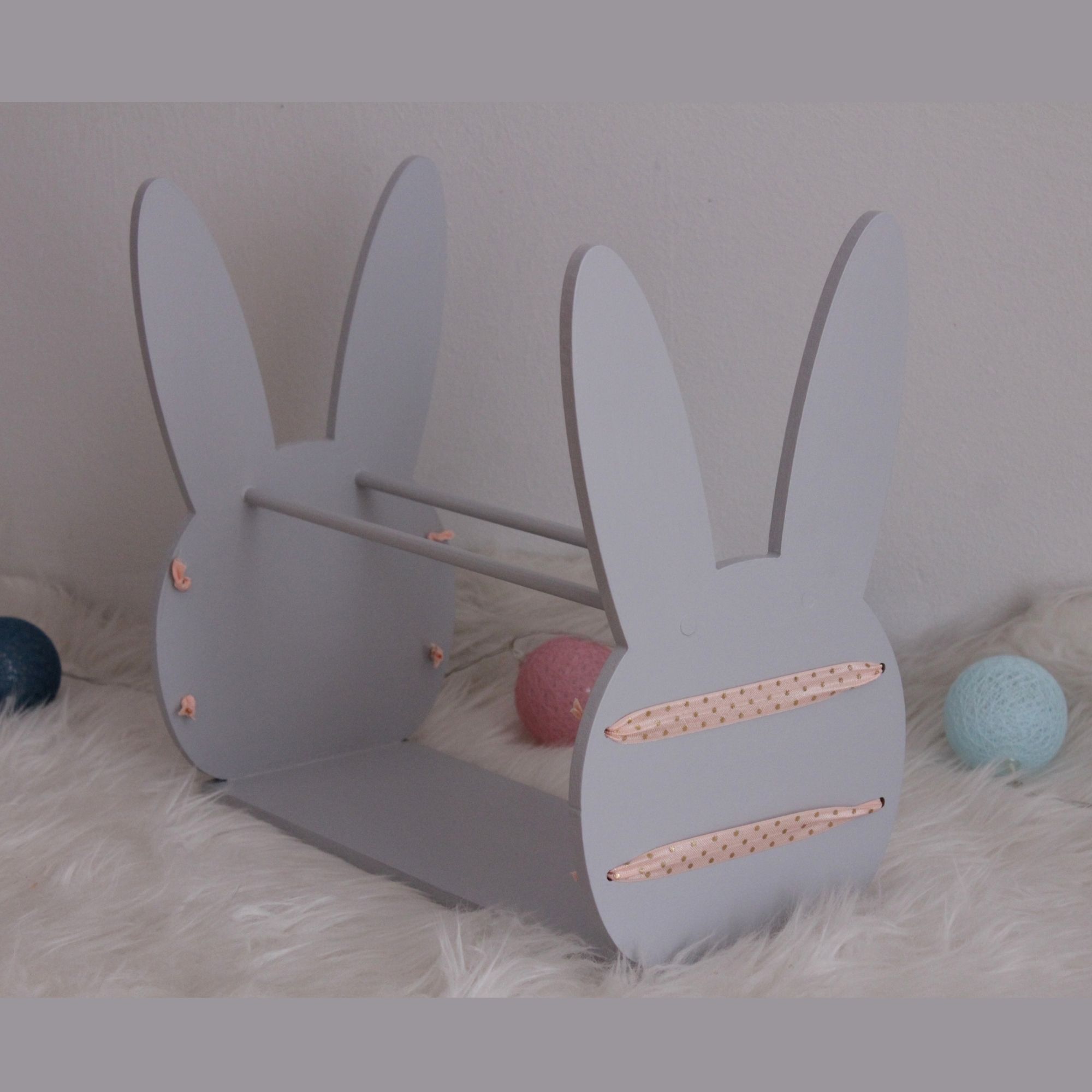 ΞΥΛΙΝΗ ΒΑΣΗ ΓΙΑ ΑΞΕΣΟΥΑΡ ΣΕ ΣΧΕΔΙΟ ΛΑΓΟ